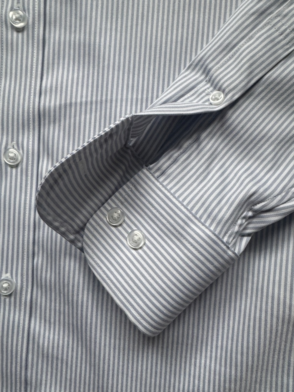 J. Crew Men's Slim Bowery Stretch Stripe Dress Shirt in White and Light Blue - Picture 3 of 8